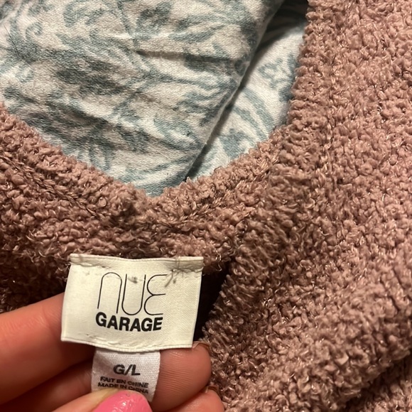 Garage oversized pink soft tank top - Picture 2 of 2